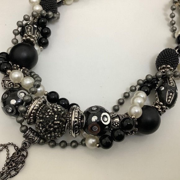 ART BY AMY LABBE Necklace 15.5 inches long - Picture 10 of 11